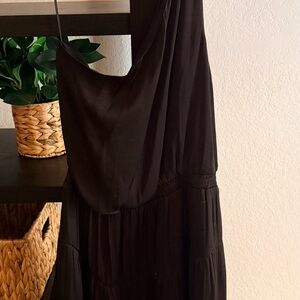 Steve Madden Black One-Shoulder Maxi Dress